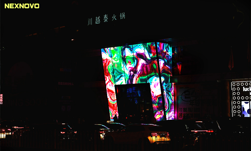 晶泓LED光電玻璃-天津津投吉利大廈項(xiàng)目.jpg