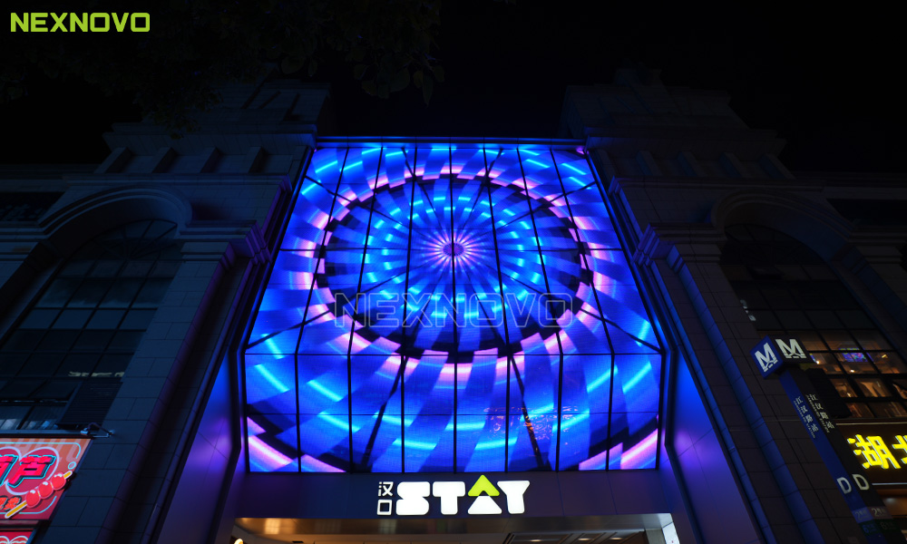 晶泓LED光電玻璃幕墻項目-漢口STAY.jpg