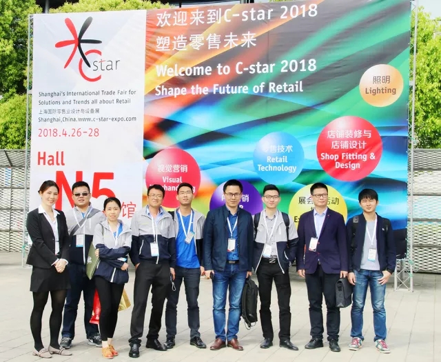晶泓科技透明LED顯示屏爭(zhēng)艷C-star 2018上海國(guó)際零售展，取得理想效果完美落幕(圖2)