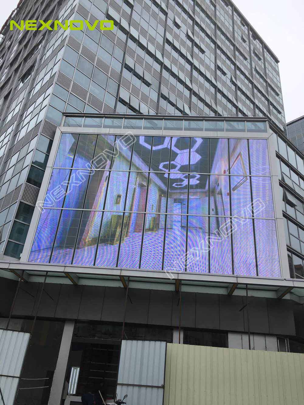 佛山堅美大廈透明LED顯示屏項目(圖1)