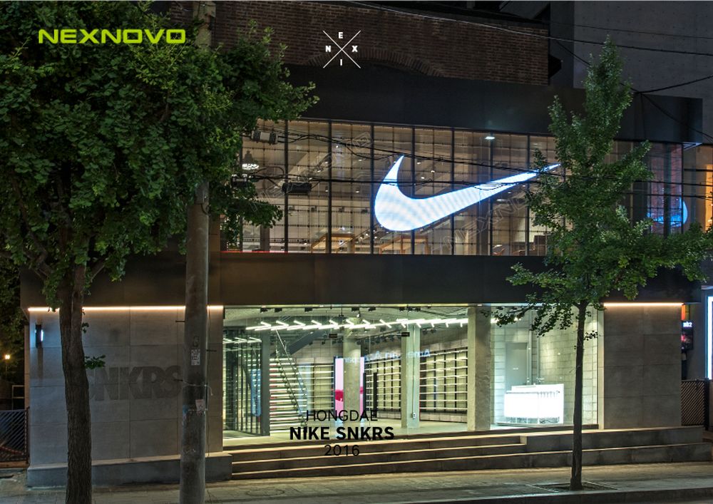 韓國(guó)NIKE旗艦店透明LED顯示屏項(xiàng)目(圖5)